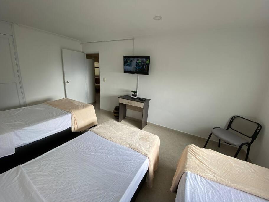 Apartment Laureles Excelente Ubicacion La 70 Estadio, Cerca Al Poblado *