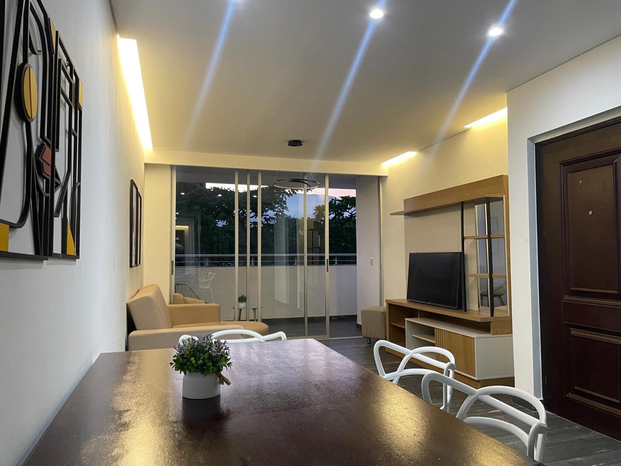 Plazetto Laurles Bonito De 3 Alcobas Parquedero Apartment Medellin