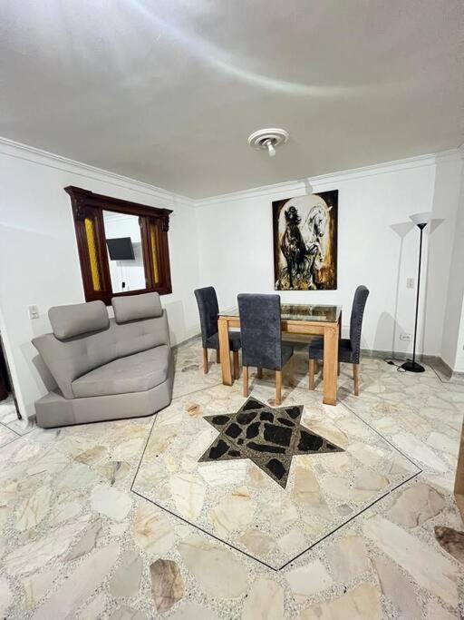 Apartment Exclusivo Laureles Medellin