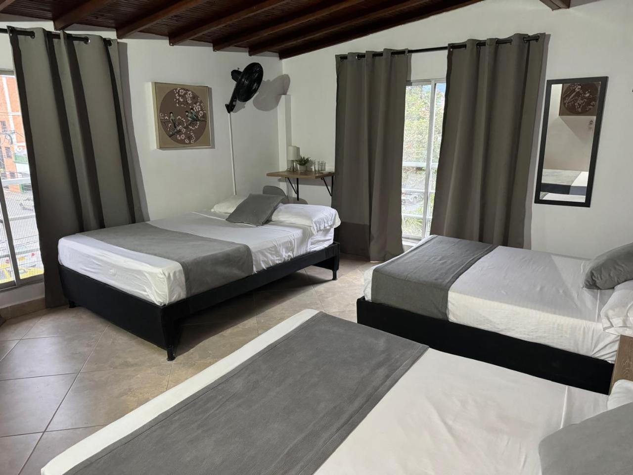 Hotel Gemas San Joaquin 1 Medellin
