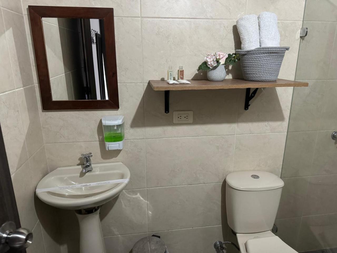 Gemas San Joaquin 1 Hotel Medellin