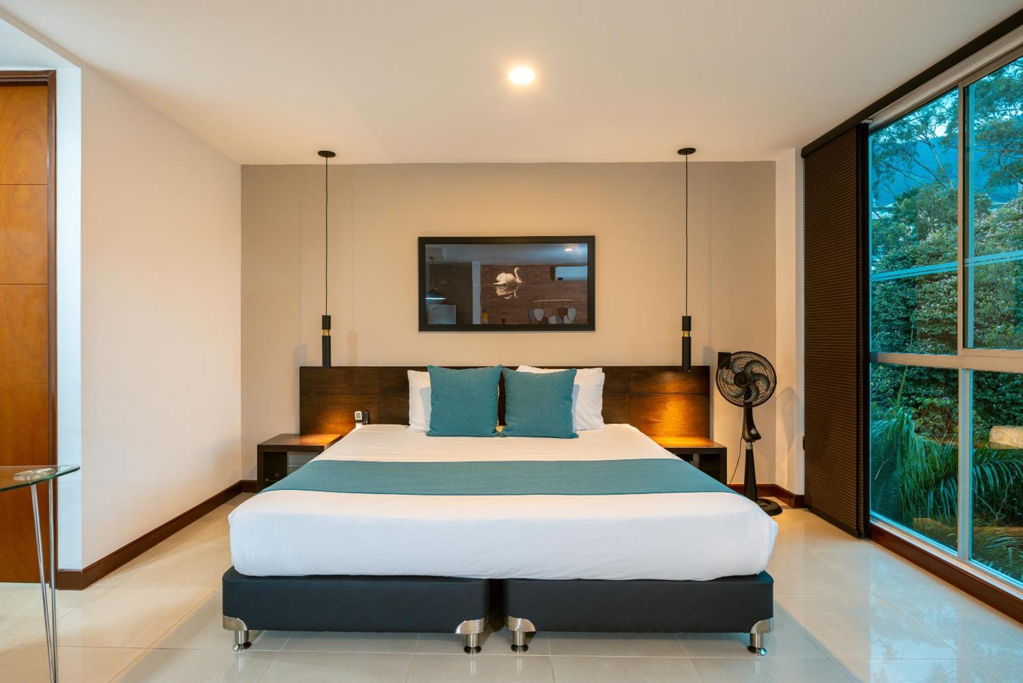 Blux Medellin