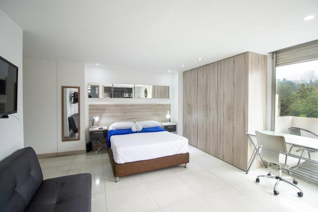 Con Balcon Y Parqueadero 810 Apartment Medellin