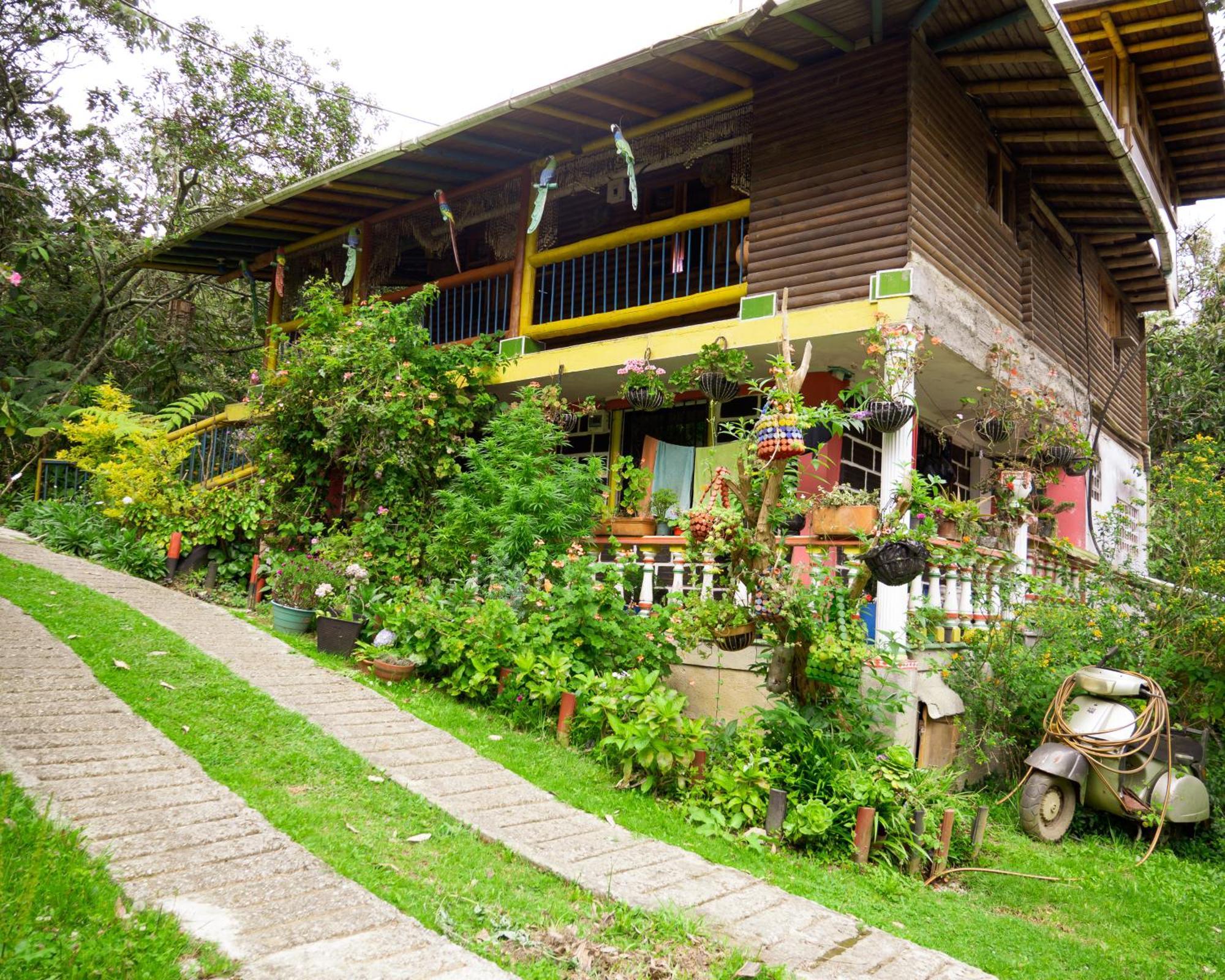 Amplia Casa Campestre En Santa Elena Cerca A - Aru Apartment