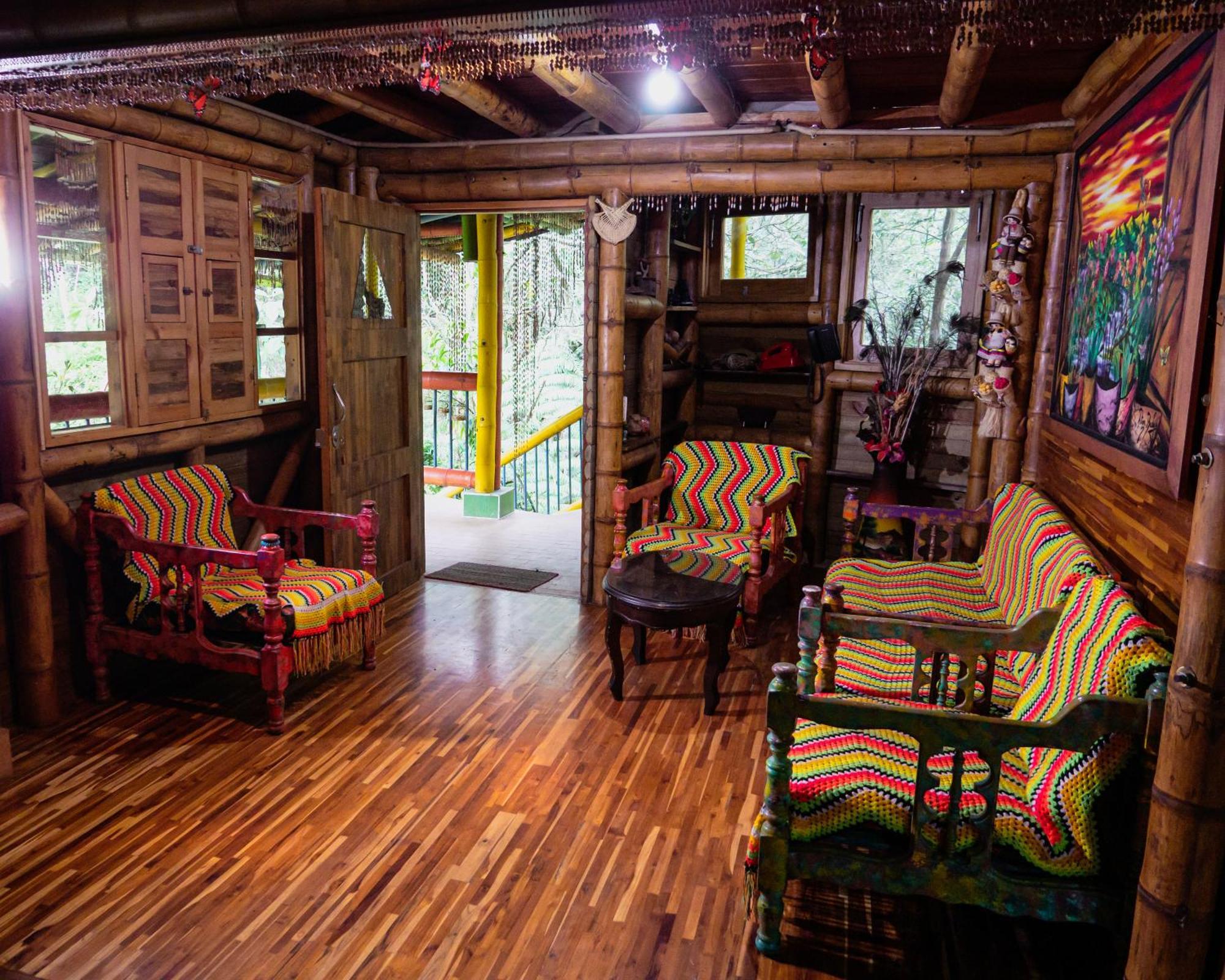 Amplia Casa Campestre En Santa Elena Cerca A - Aru Apartment