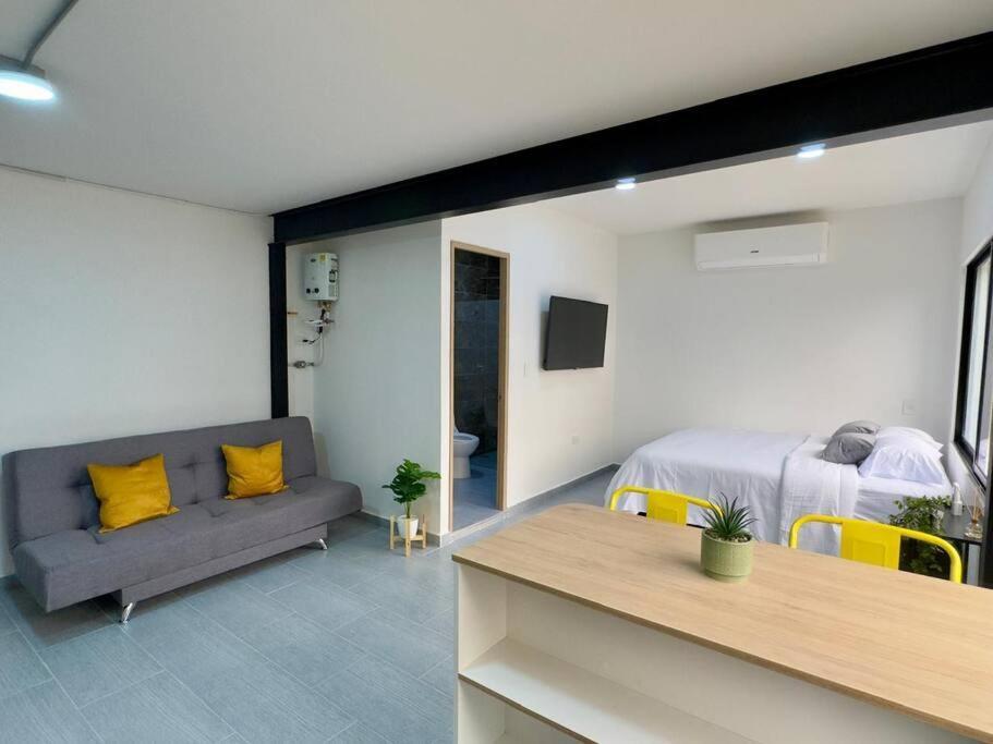 And Very Comfortable In Bolivariana Ac Apartment