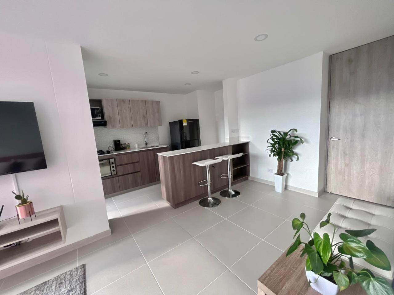 Apartment Hermoso Apto En Poblado Con Piscina Medellin