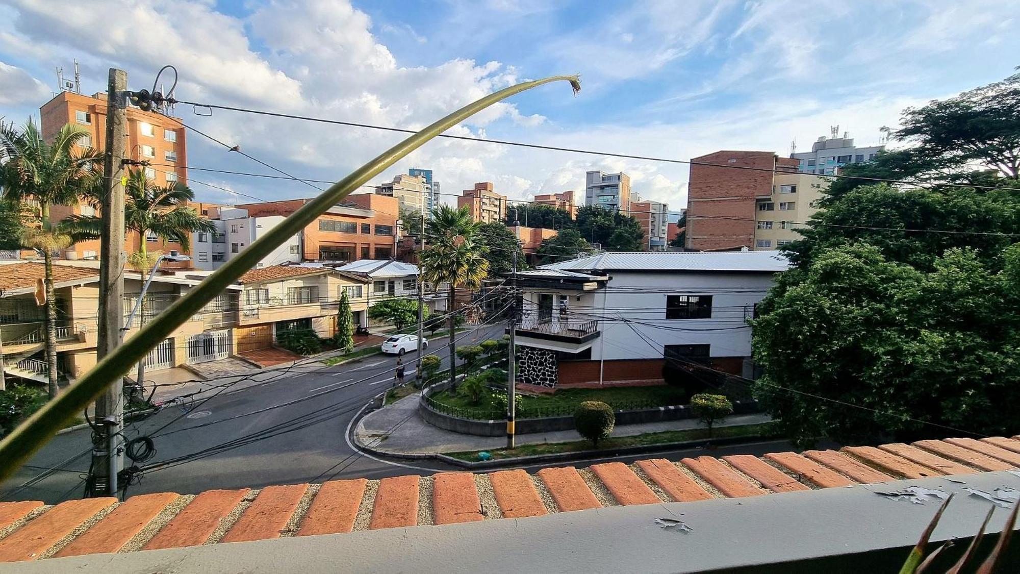 Ed Santo Tomas Laureles * Medellin