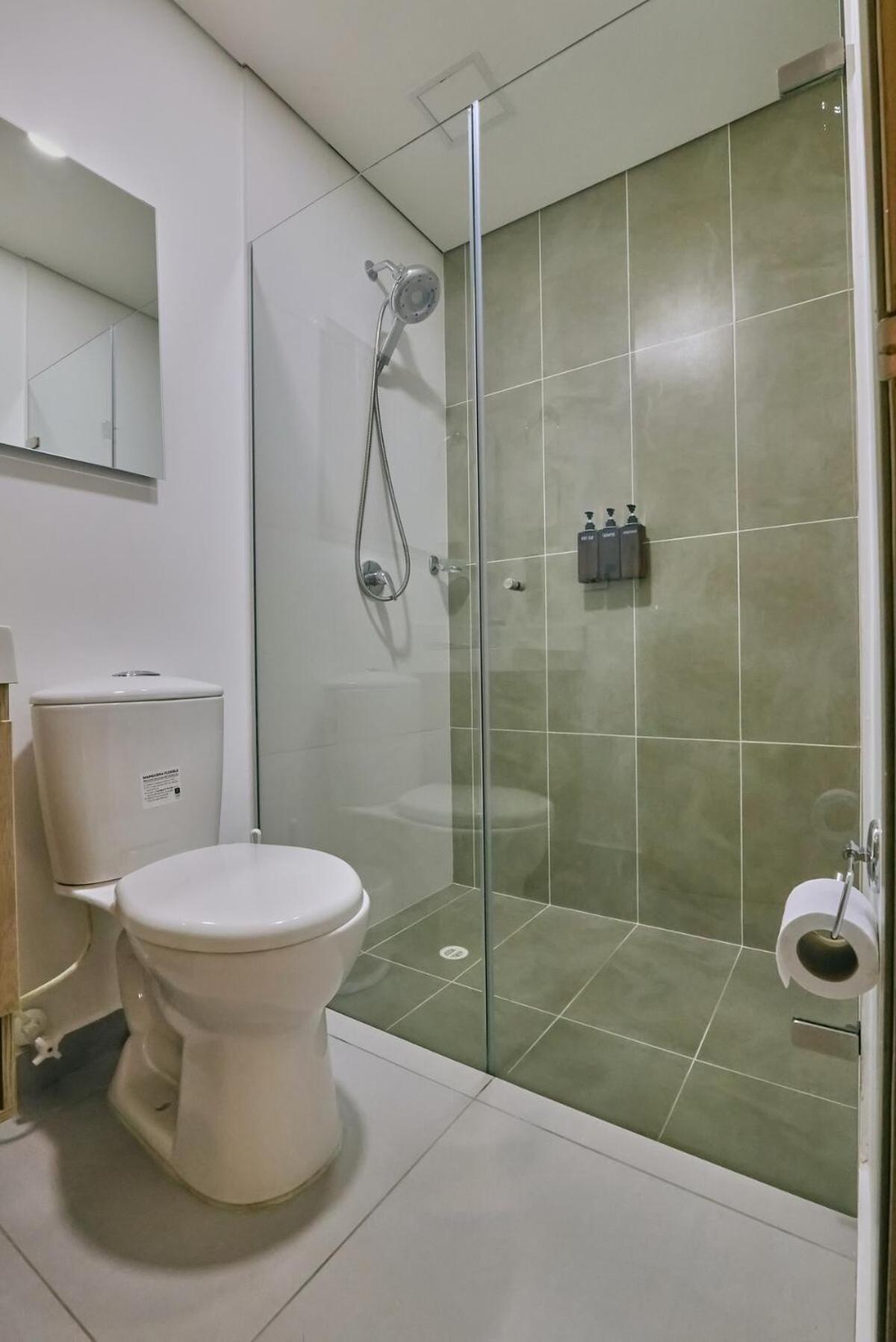 Apartment Modern Skyline -wifi, Gym, 24hr Security
