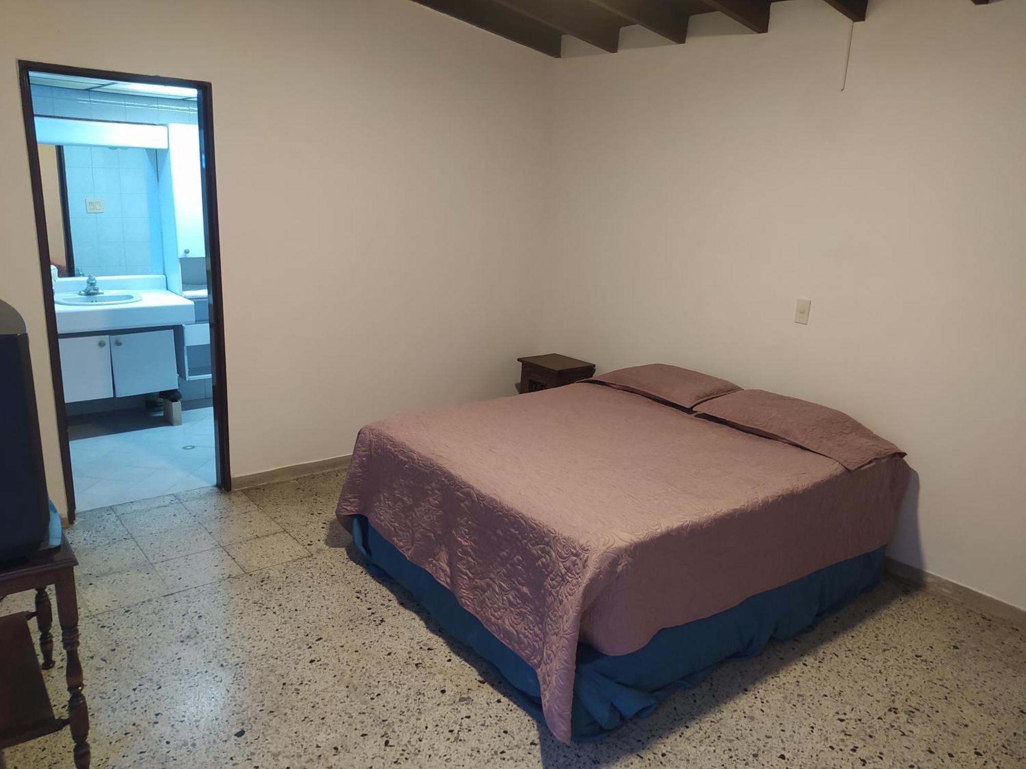 Homestay The Flora House - Espacio Seguro, Amplio Y Acogedor *