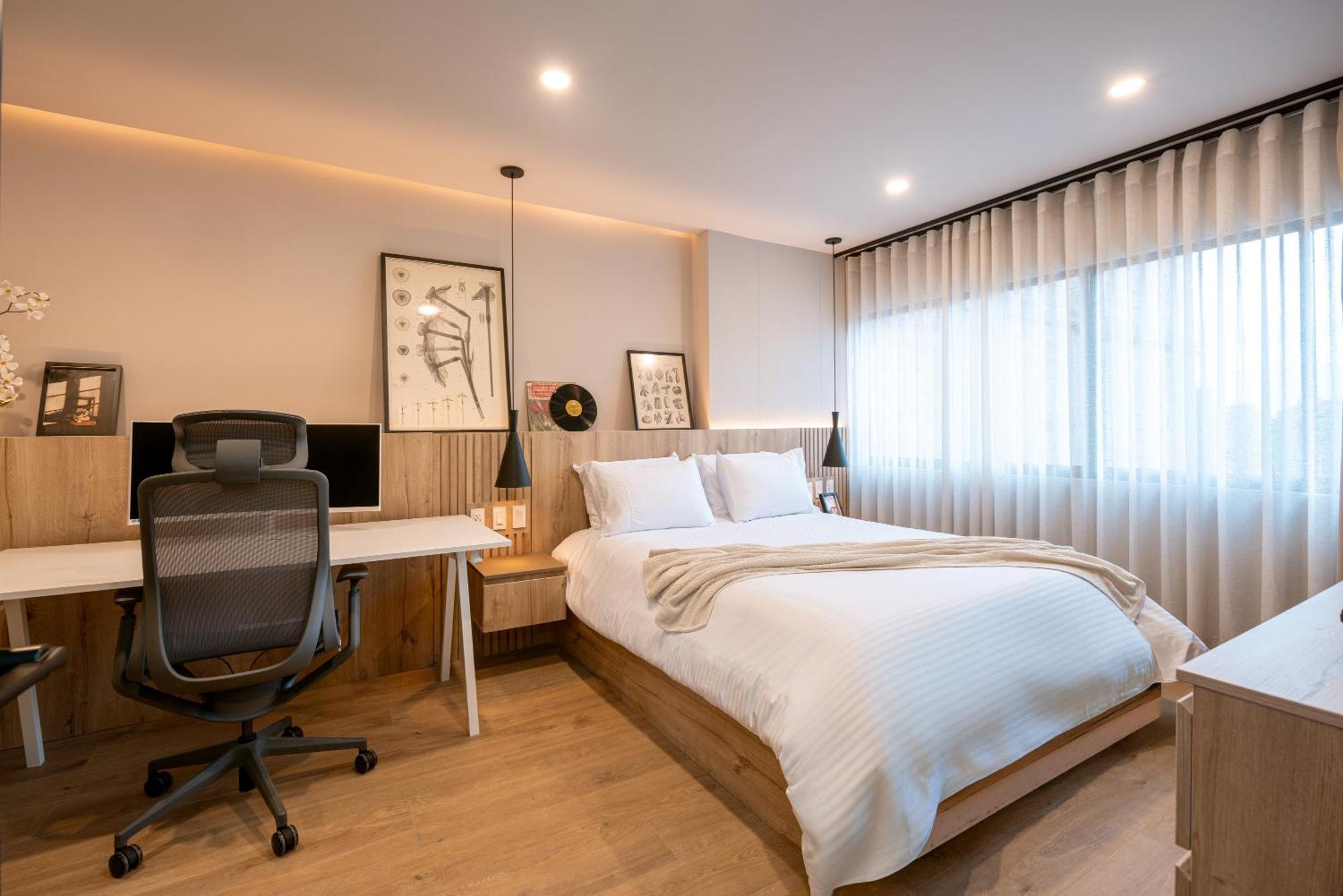 Stratasix Aparthotel