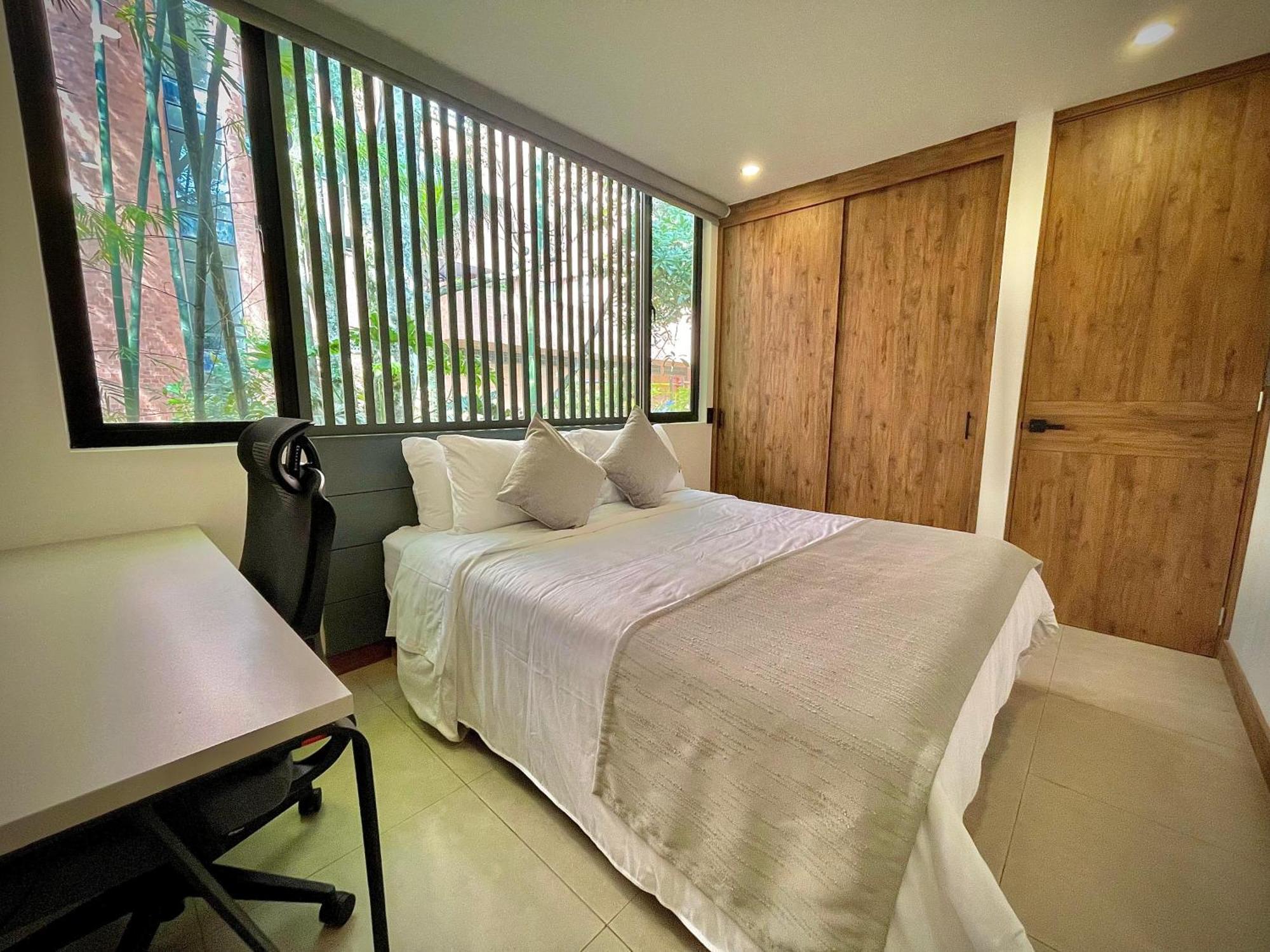 Nomadic * Medellín