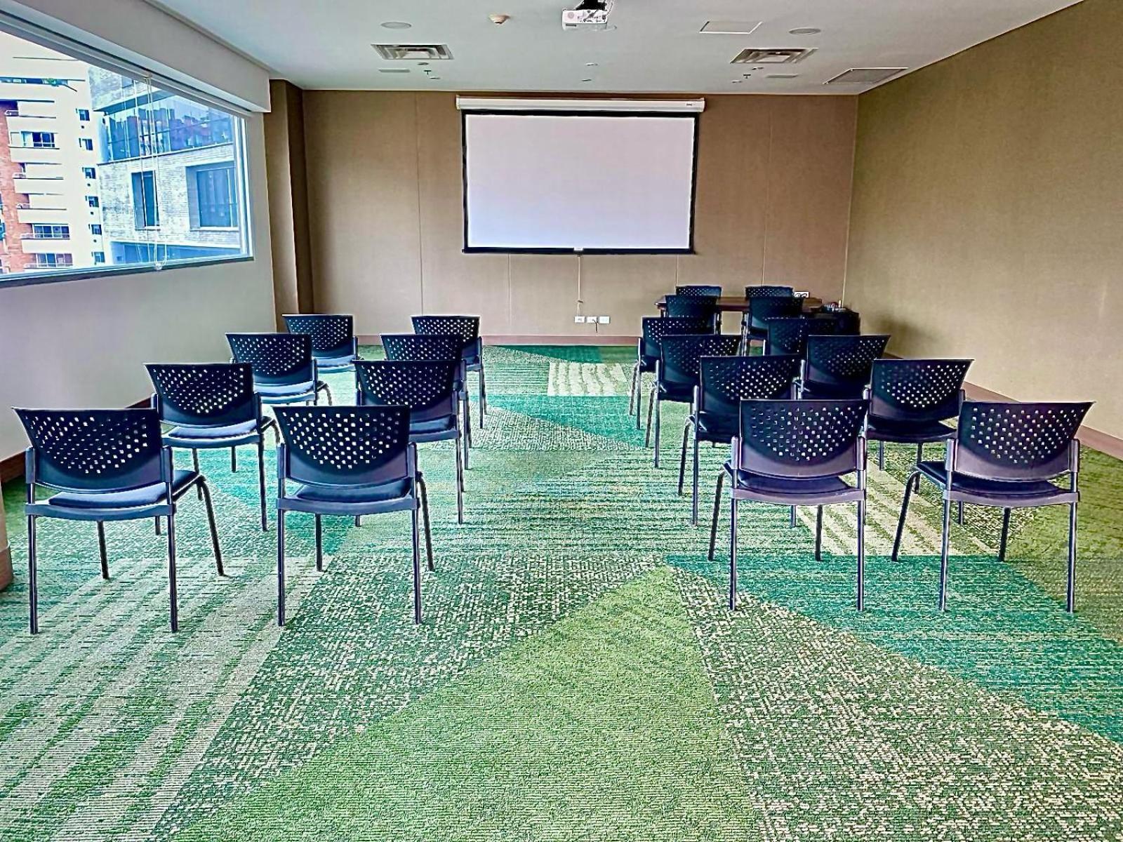 Hampton By Hilton Hotel Medellin