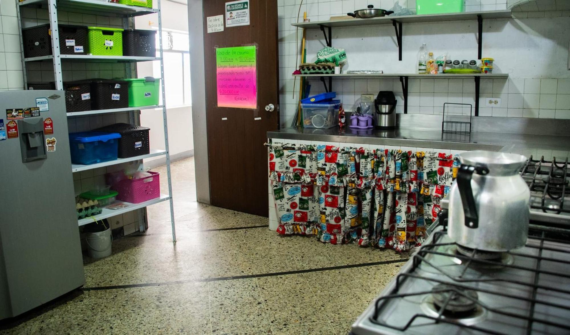 Casa Almarita - Hostal, Bar Y Restaurante * Medellin