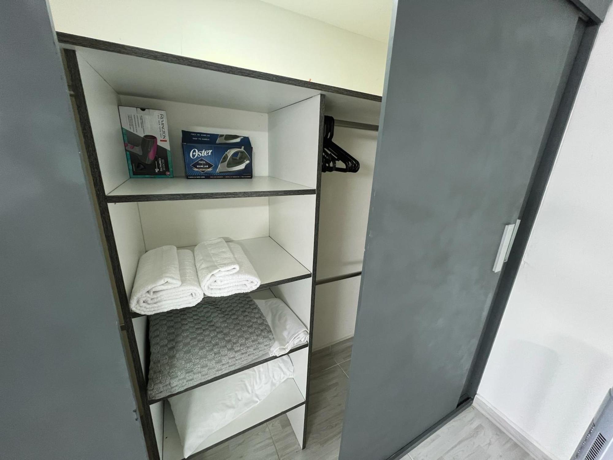 Apartment Comodo Y Amplio En Laureles *