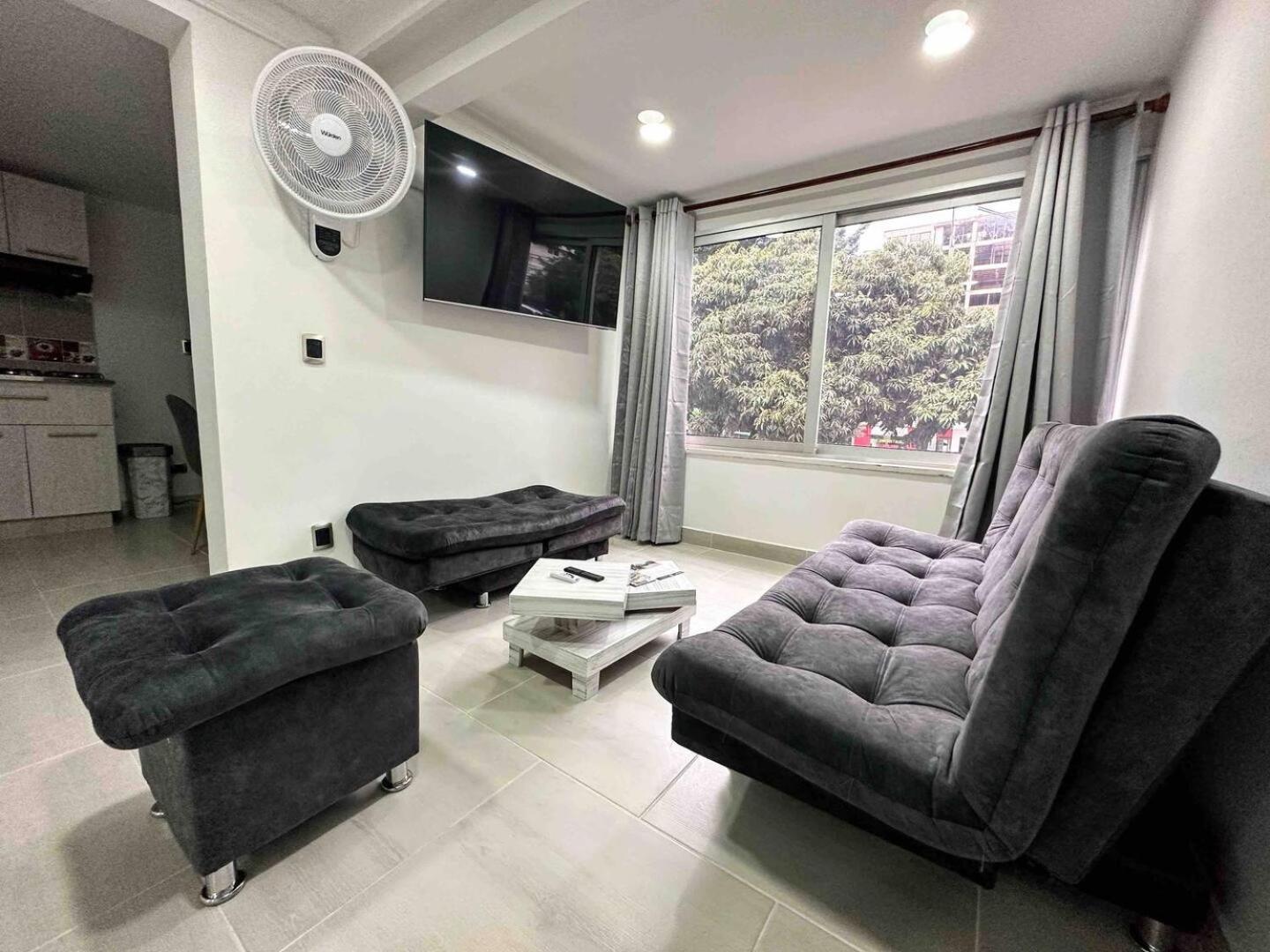 Apartment Modernos En La Avenida 80