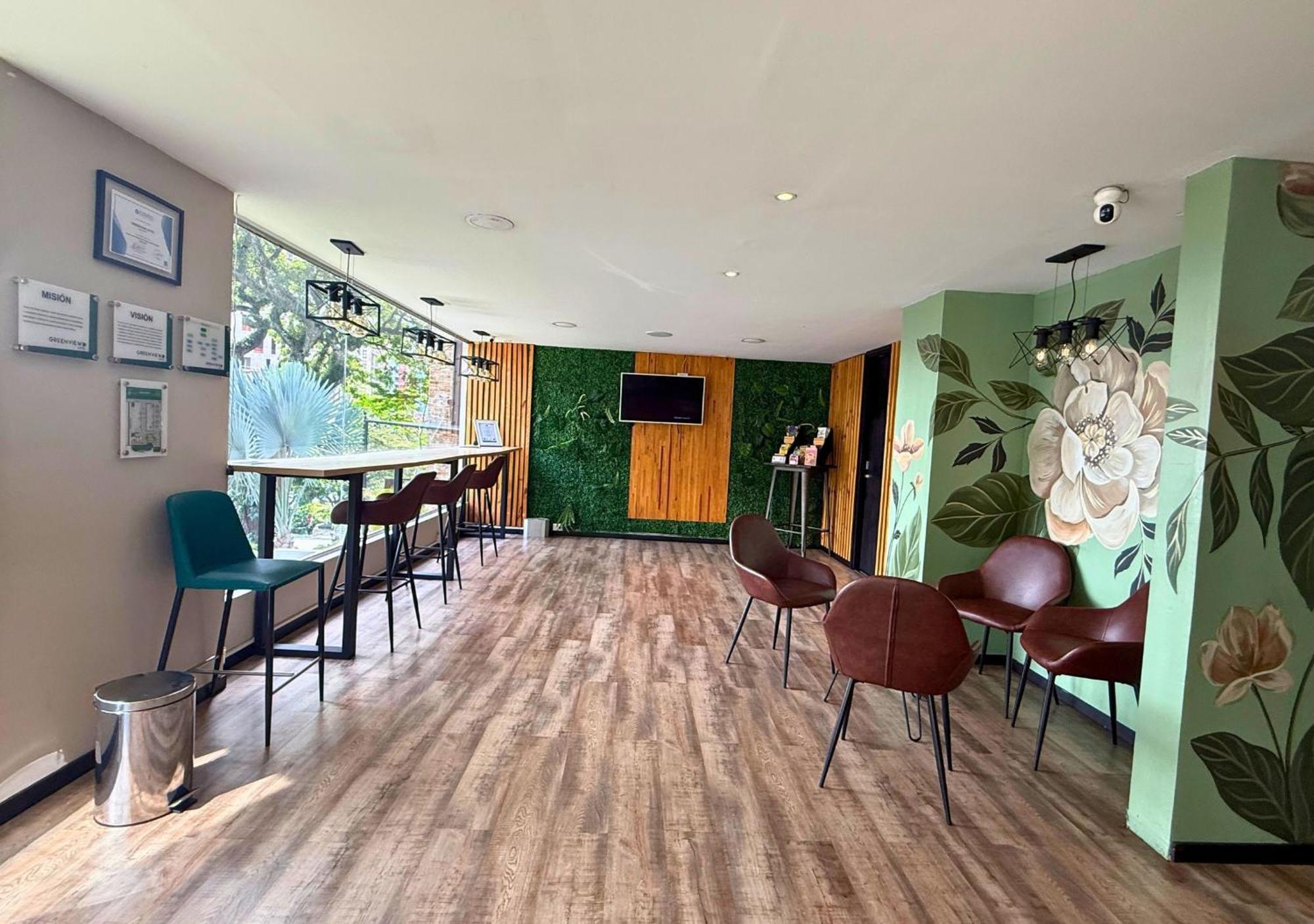 Greenview By St Hotel Medellin