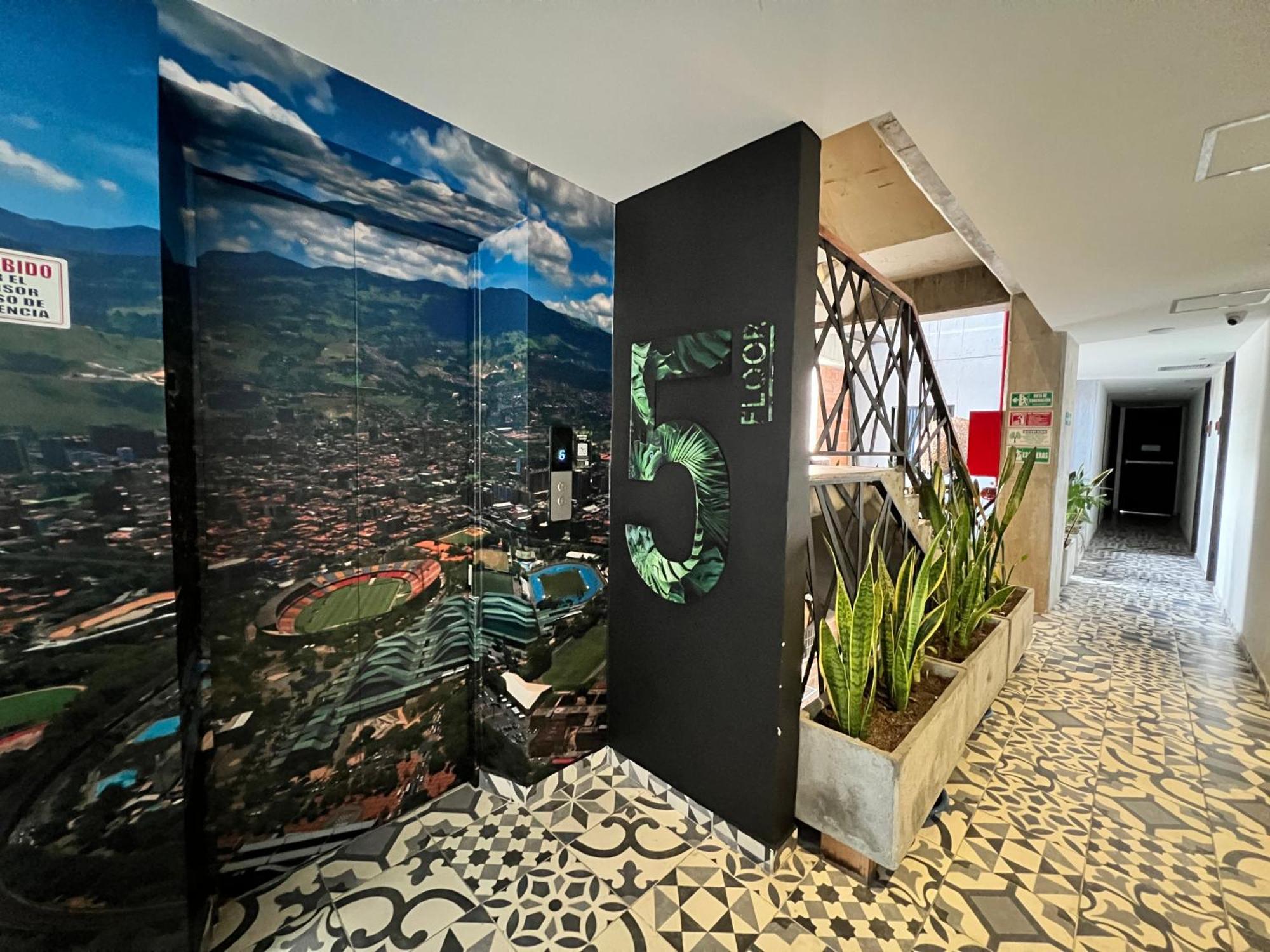 Aparthotel Con Piscina Medellín