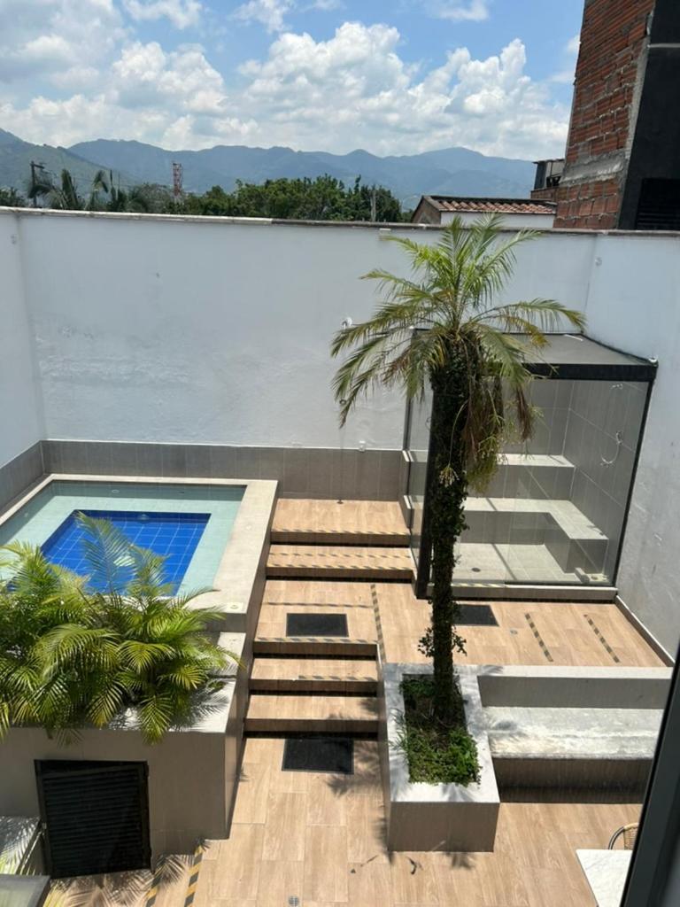 79 Poblado 4* Medellin