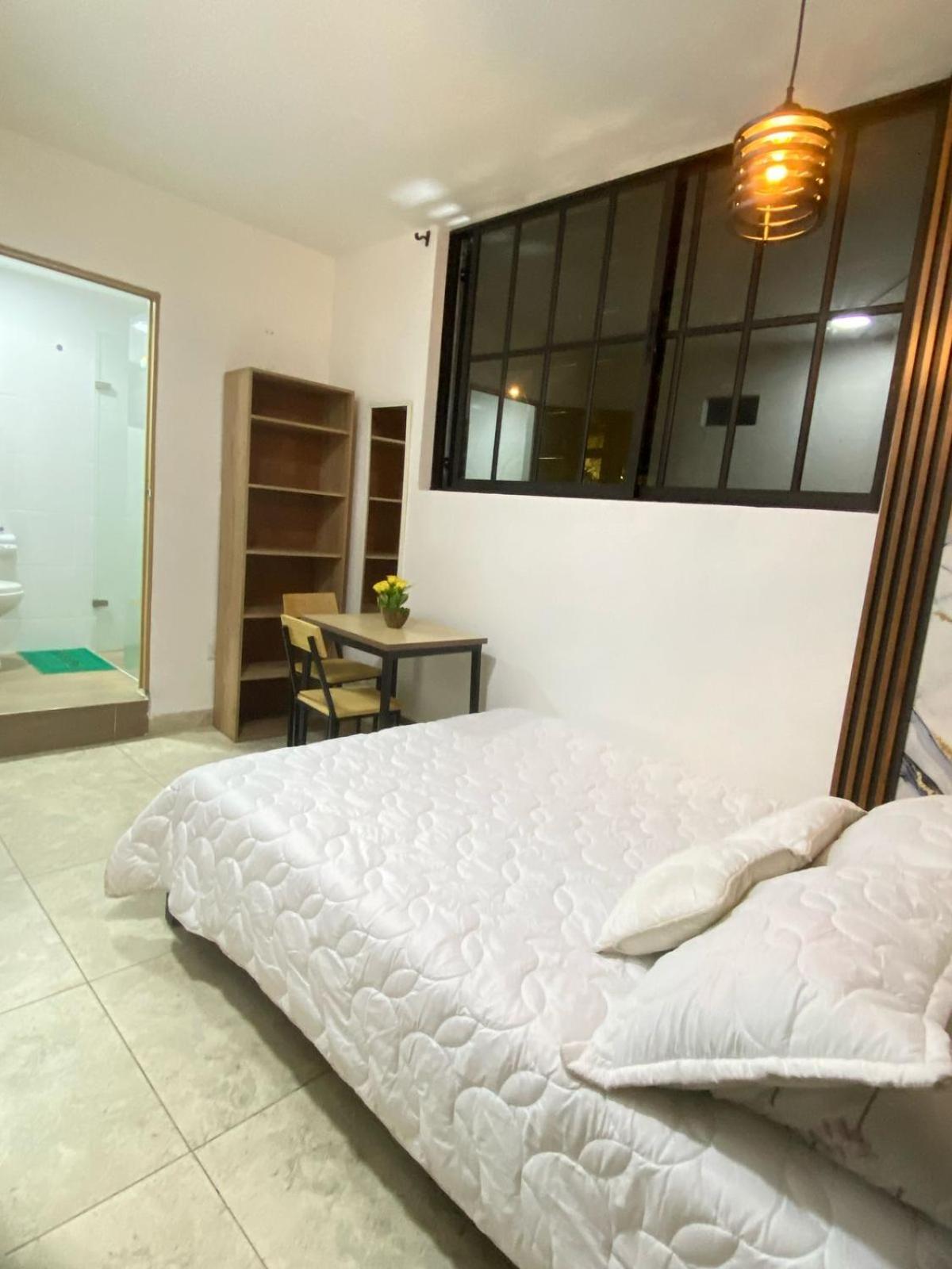 Apartment 23 Comodo Con Balcon En Laureles Estadio 2 Hab 2 Banos Medellin