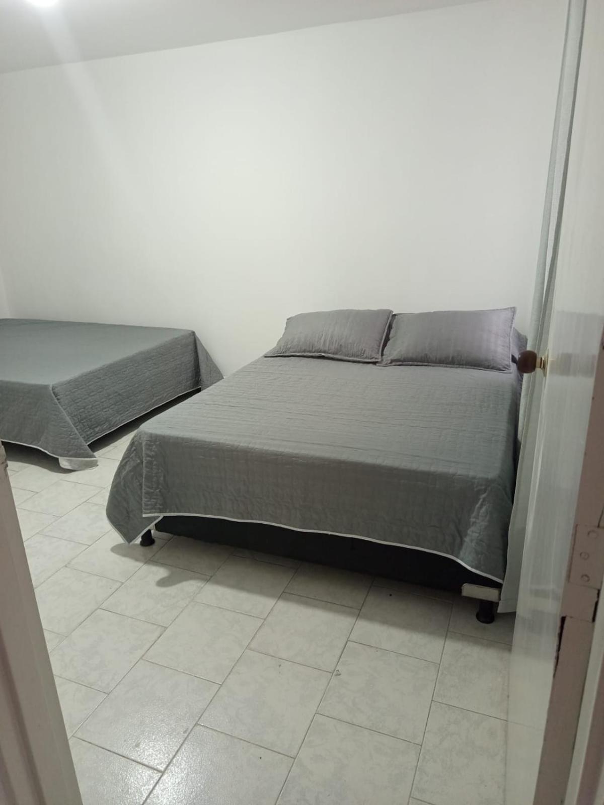 Cerca Estacion Floresta Apartment