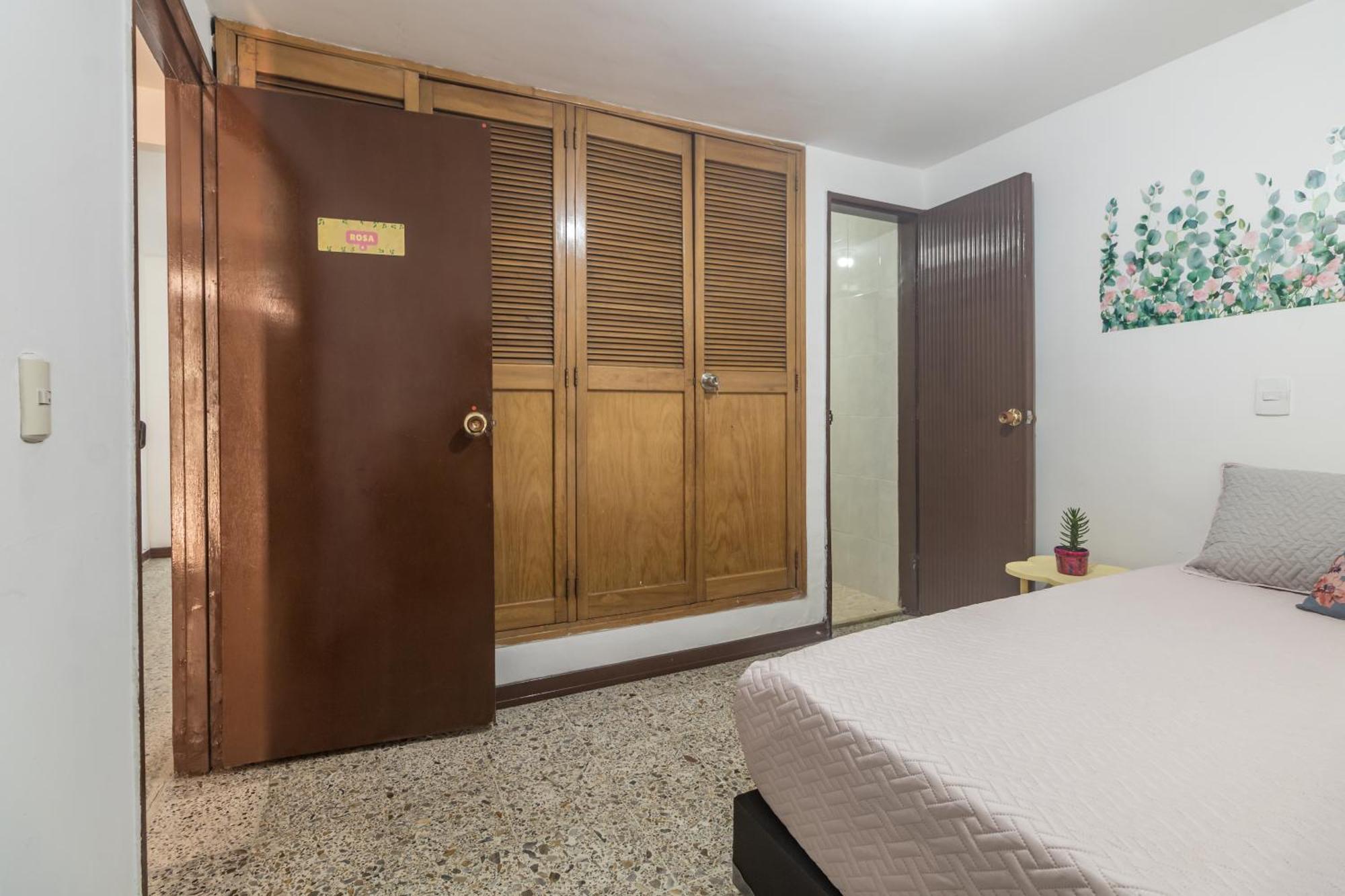 Guest house Casa De Flores En *