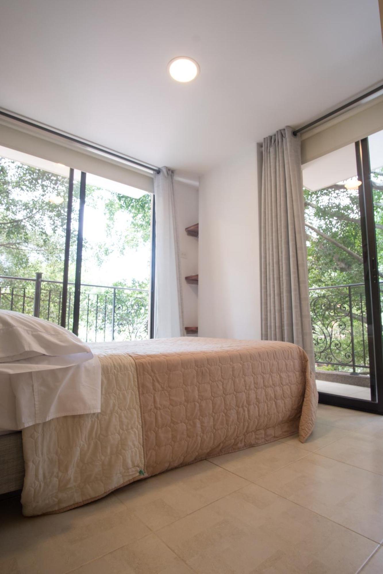 Aparthotel Edificio Fenicia Lofts Laureles Medellin