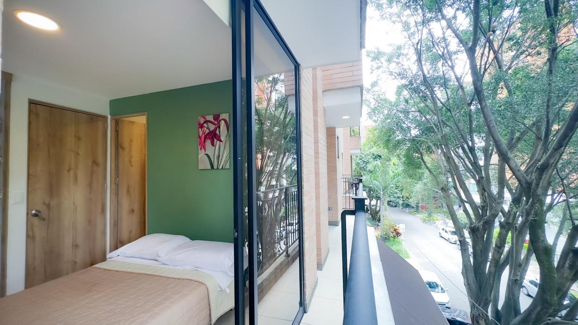 Edificio Fenicia Lofts Laureles * Medellin