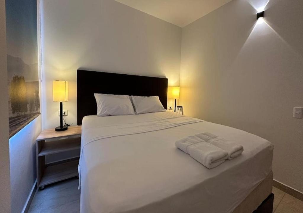 Only Adults Turismocolombi-fit Centro Opera Love hotel