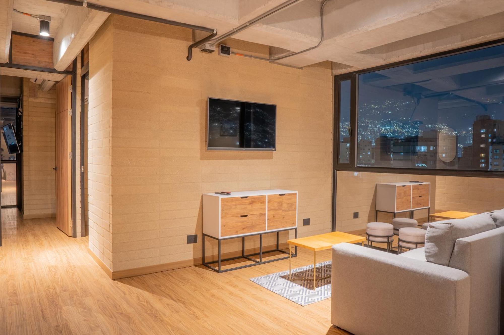 Loft 43