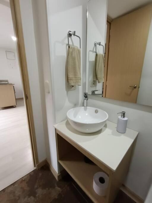 Apartment Comodo En Laureles, Cerca Al Estadio *