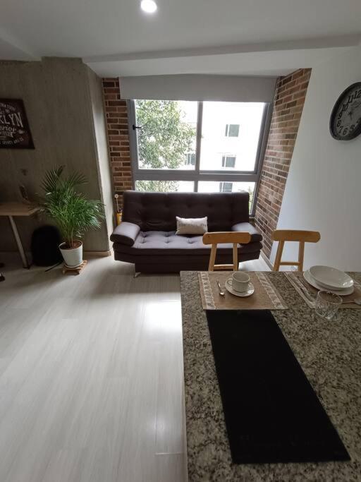 Comodo En Laureles, Cerca Al Estadio Apartment Medellin