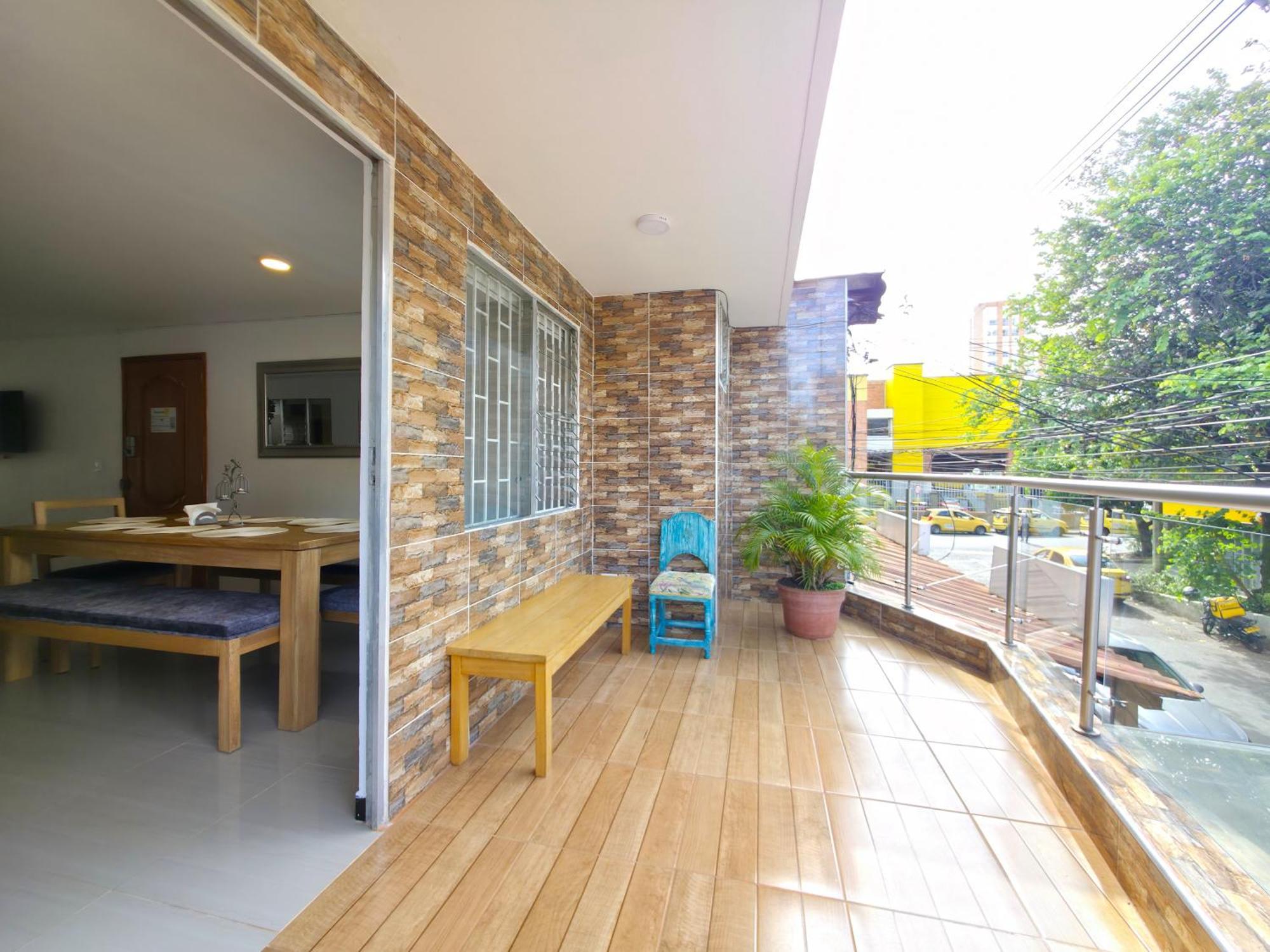 Apartment Casa Amplia Y Comoda Cerca Del Estadio Y La 70 Medellin