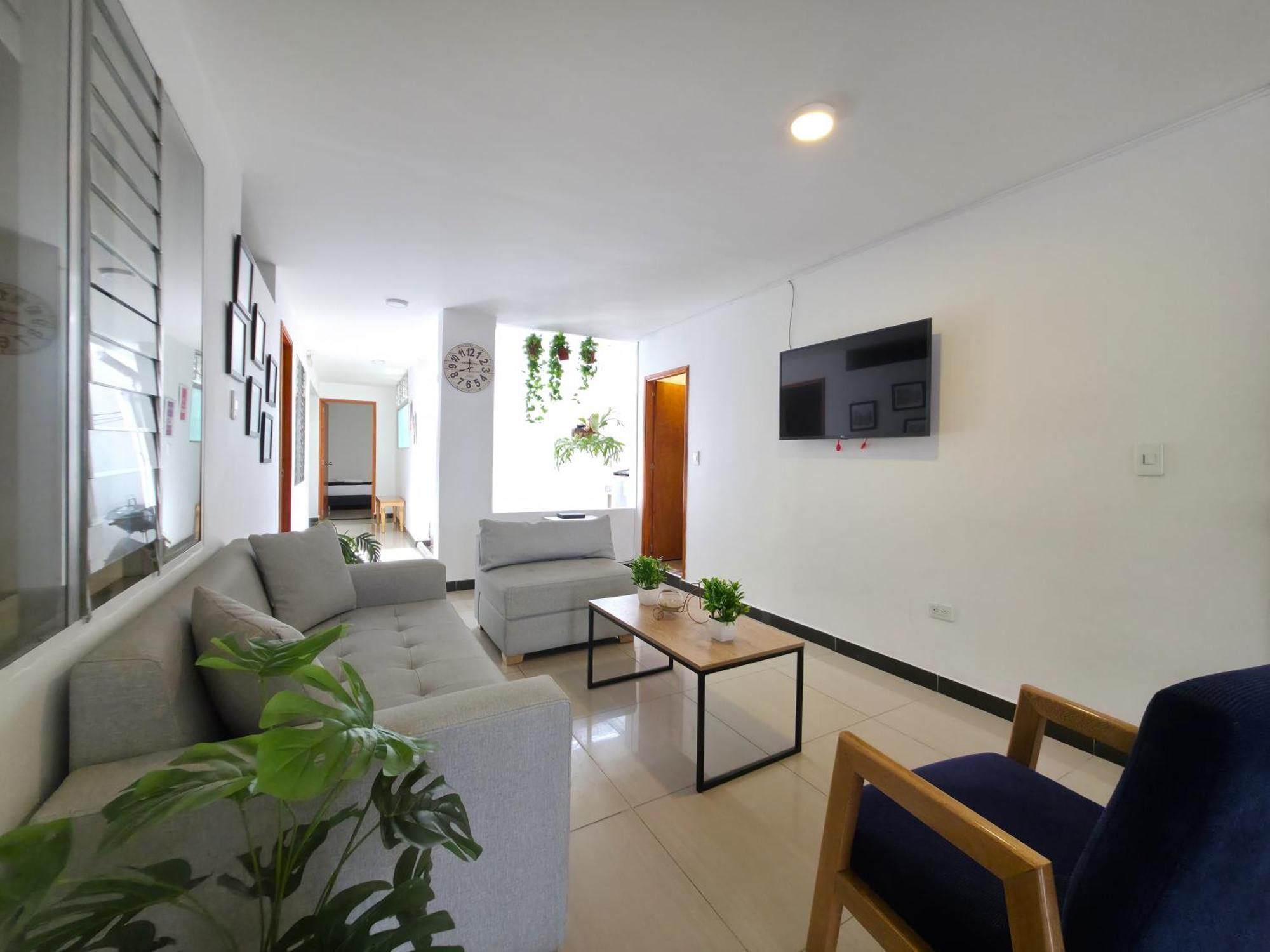 Casa Amplia Y Comoda Cerca Del Estadio Y La 70 Apartment *