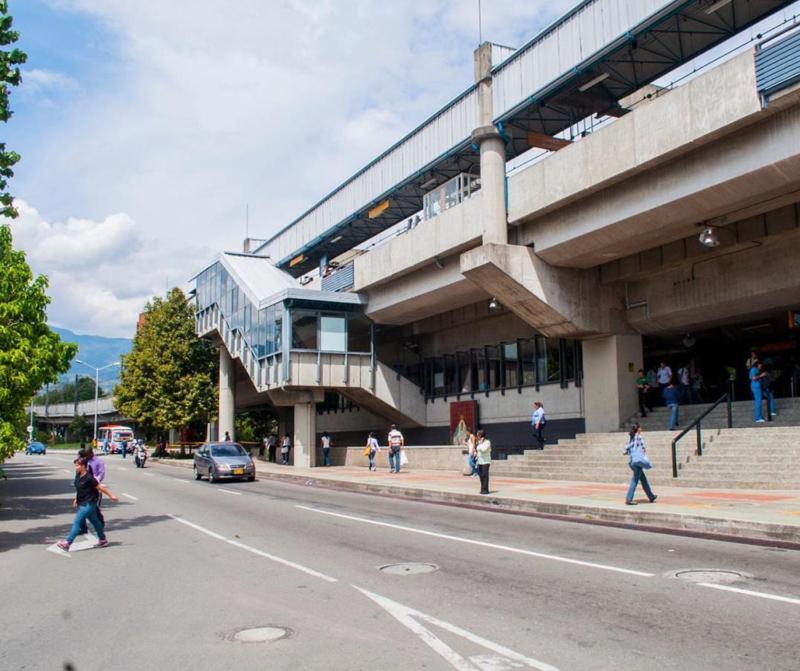 Casa Amplia Y Comoda Cerca Del Estadio Y La 70 Apartment