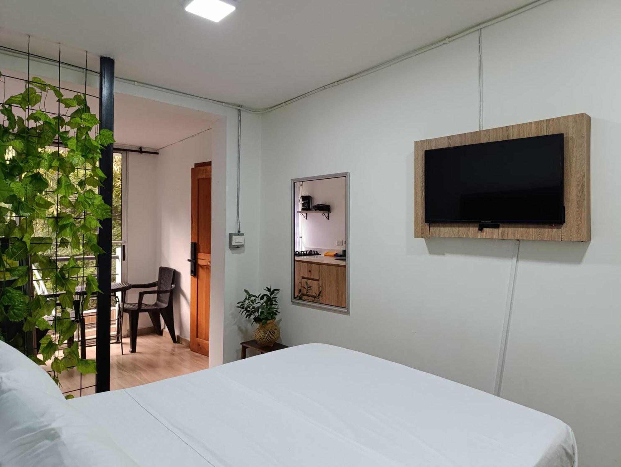 Provenza Aparthotel *