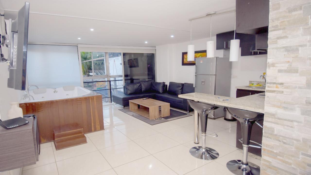 Apartment Lleras Ac Hot Tub *