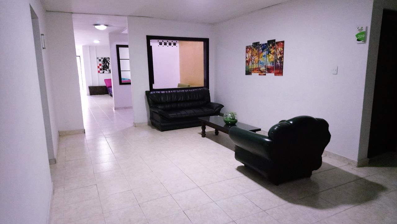 Paradise La 33 Medellin