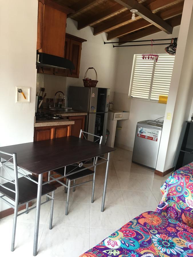 Apartaestudio La Floresta Medellin
