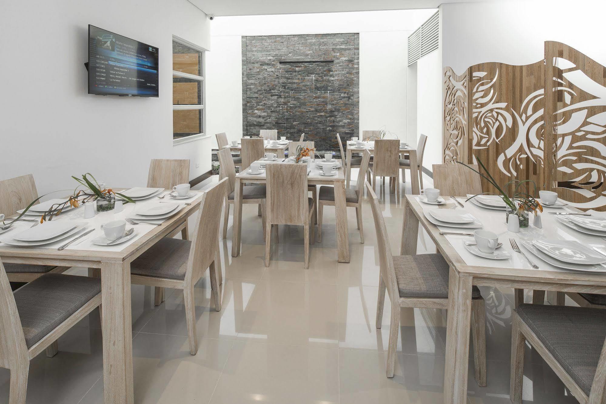 Dix Hotel Medellin