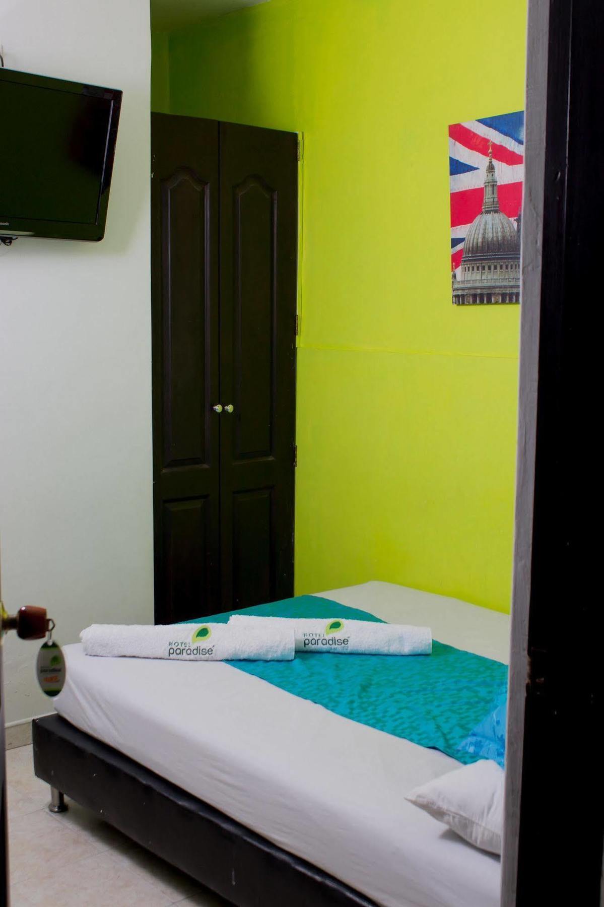 Hotel Paradise La 33 Medellin