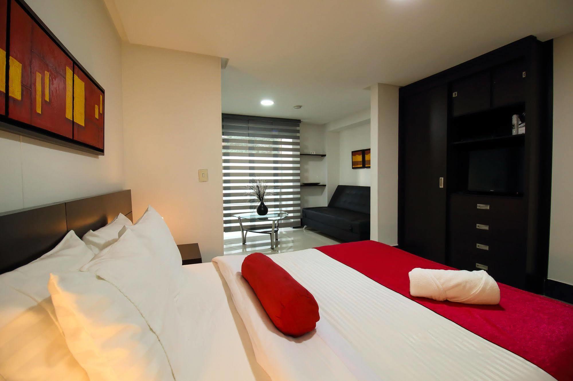 Hotel El Porton De San Joaquin Medellín
