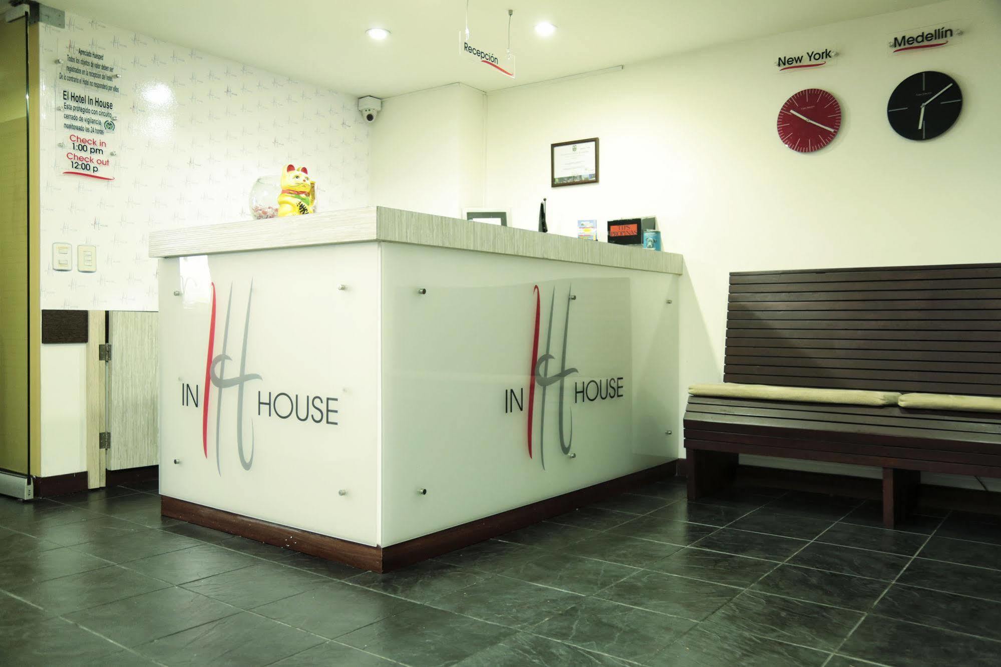In House The 3* Medellin