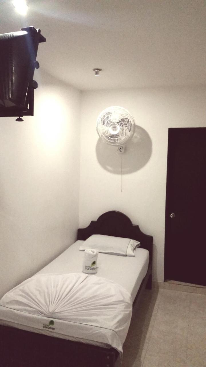 Paradise La 33 4*