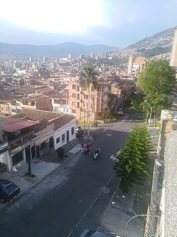 Casa de hóspedes Cerca Al Centro Medellín