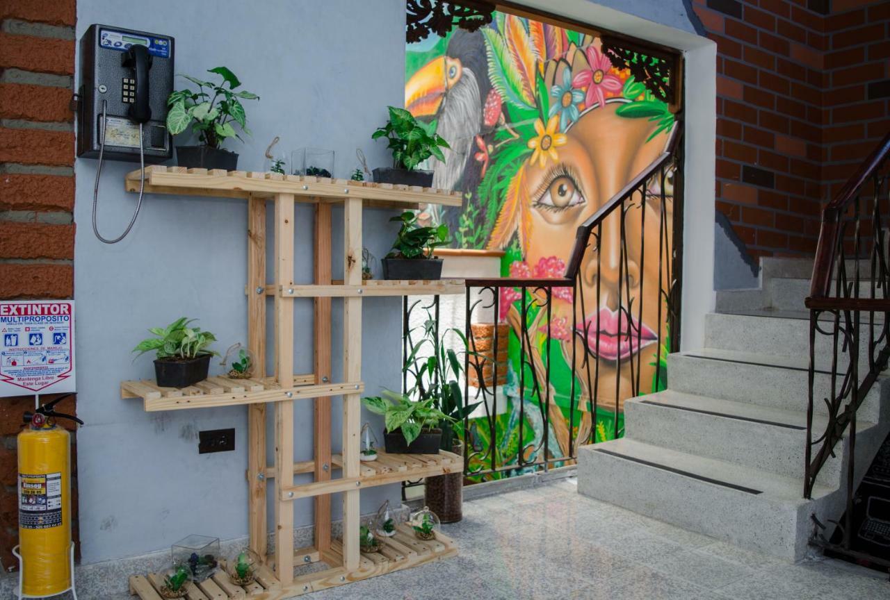 Pura Vida La 70 Hotel Medellin