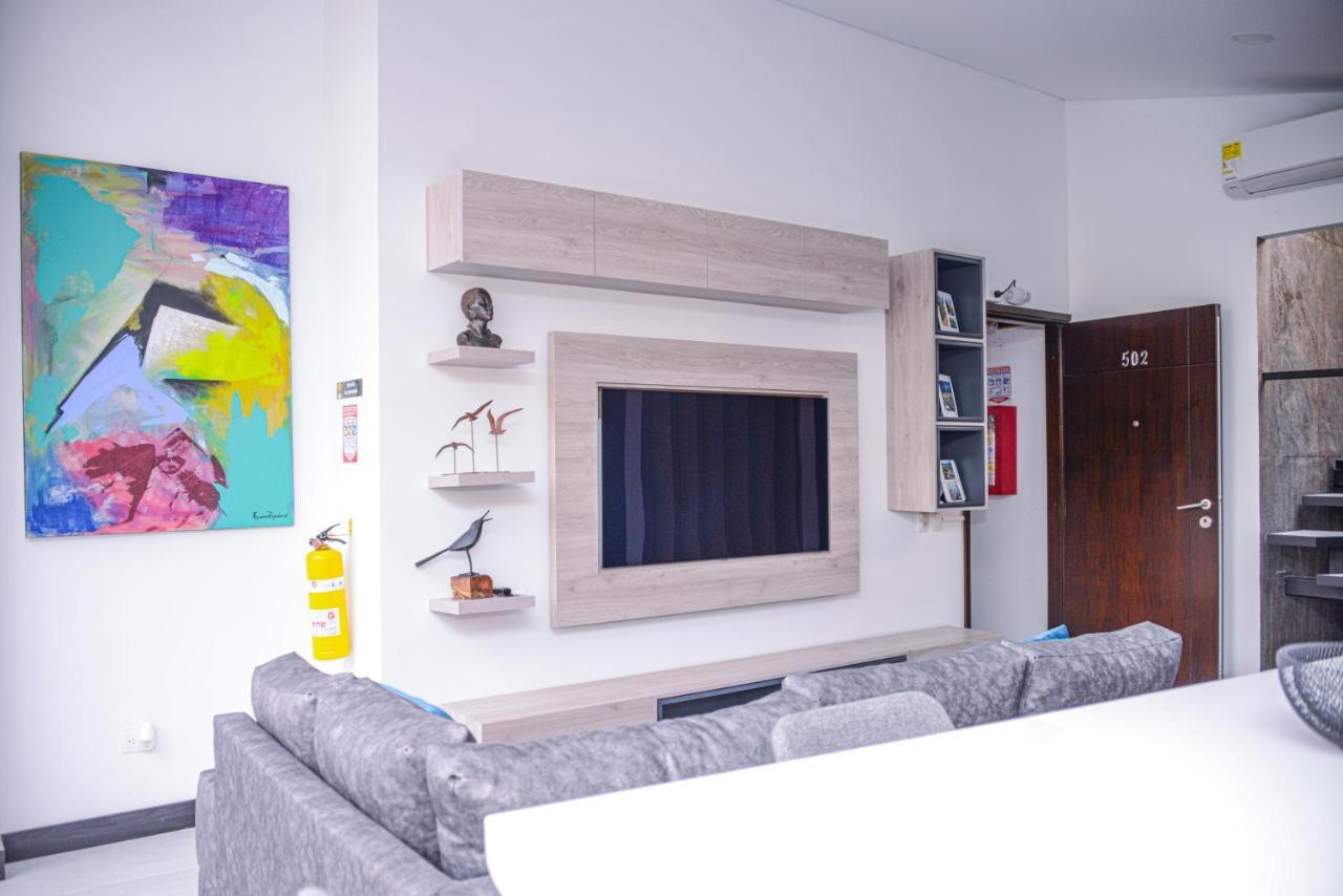 Apartment Lleras Ac Hot Tub Medellin