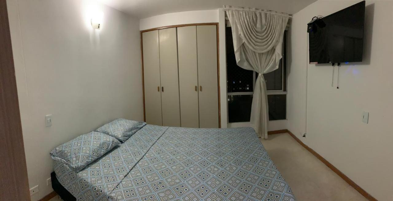 Departamento 6 Personas-fuertes De San Diego- Las Palmas * Medellin