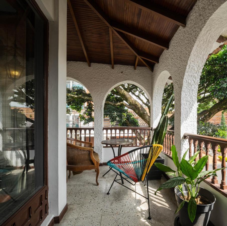 Colonial In Laureles Alojamento Medellín