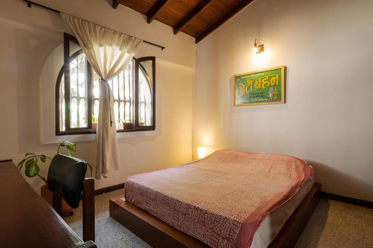 Colonial In Laureles *